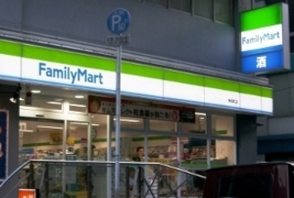 ファミマ社員、加盟店への犯罪行為でずさん管理体制露呈　公表しない本部に加盟店が反発