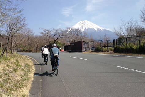 富士山周辺の最高に楽しい観光スポット完全ガイド 絶景、パワースポット、キャンプ、グルメも