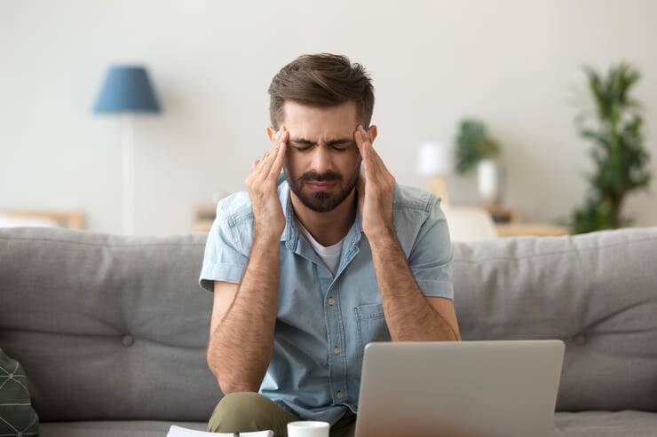 ドライアイ対策していますか？パソコン作業から目の疲れを防ぐ4つの方法