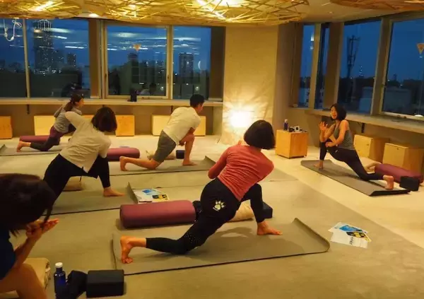 「最強の”姿勢矯正ポーズ”に挑戦！ZERO GYM(ゼロジム)の猫背改善プログラムを体験してみた」の画像