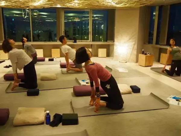 「最強の”姿勢矯正ポーズ”に挑戦！ZERO GYM(ゼロジム)の猫背改善プログラムを体験してみた」の画像