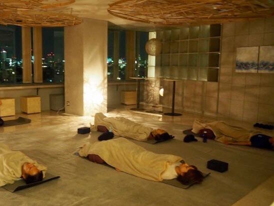 最強の”姿勢矯正ポーズ”に挑戦！ZERO GYM(ゼロジム)の猫背改善プログラムを体験してみた