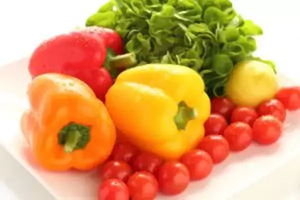 「酵素でダルさ軽減、ダイエット効果も！？話題のローフードとは？」の画像