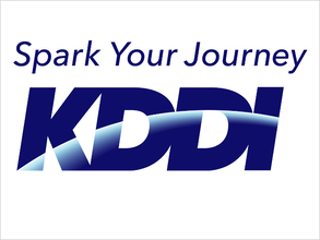 KDDI「事務手数料4950円に値上げ」で3社横並びへ、『Web無料』はドコモだけに
