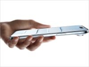 iPhone Fold『40万円近い超高級スマホ』に、販売台数でGalaxy Z Fold8などを圧倒する驚異のポテンシャルも