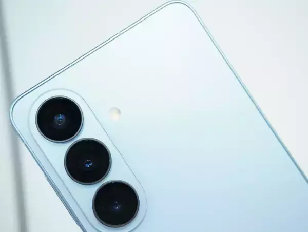【悲報】Galaxy S27 Pro『1200万画素の望遠カメラ搭載』か、Galaxy S27 Ultraとズーム時の画質で大きく差別化へ