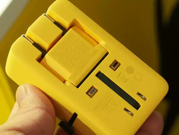 「【ポケモン】Anker「ピカチュウ仕様の充電アイテム」レビュー、急速充電器やトラベルポーチ、変換プラグなど旅が楽しくなるラインナップでイーブイデザインのイヤホンも」の画像