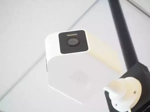 「闇バイトを格安で対策できる「Xiaomi屋外カメラ CW100 Dual」レビュー、2眼仕様で『死角を作らない仕組み』に」の画像