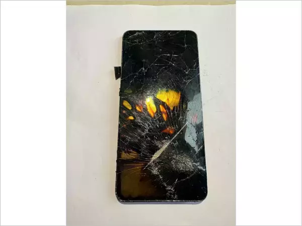 「【注意】Galaxy S26いきなり爆発、服にも引火し両手や性器を大火傷する惨事に」の画像