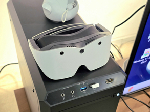 【速報】シャープがVRグラス「Xrostella VR1」発表、眼鏡型の装用感にこだわった設計で発売に向けてクラウドファンディングも