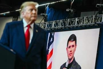 激戦州テキサス、トランプ氏と民主党タラリコ候補が最終盤の訴え　3キロ離れた会場で集会