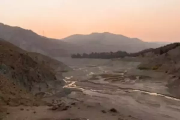 イランで歴史的な干ばつ、水不足対策で「人工降雨」を実施