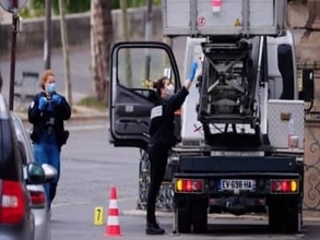 ルーブル美術館強盗 新たに5人逮捕