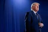 「トランプ氏、安保担当の高官らと会議　イラン巡る今後の対応を検討」の画像1