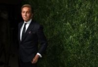イタリアのファッションデザイナー、ヴァレンティノ氏が死去　93歳