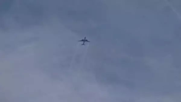 羽田行きのユナイテッド航空便、離陸直後にエンジントラブル　米空港に引き返す