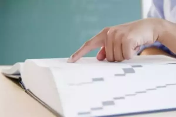 メリアム・ウェブスター辞典、今年の単語は「slop」　AI生成の低品質コンテンツ