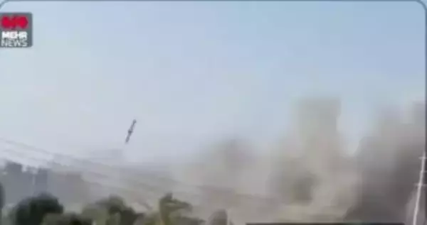 米軍の「トマホーク」の破片か、イランの学校攻撃の現場で回収　写真公開