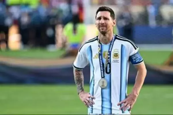 リオネル・メッシ、アルゼンチン代表からの引退を発表