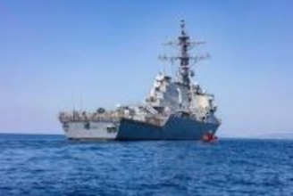 米駆逐艦ヒギンズ、数時間にわたり電源と推進力失う　国防当局者が発表