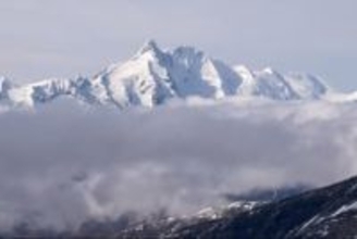 オーストリア最高峰で恋人を置き去りにして死なせる、登山者の男に有罪判決　執行猶予付き