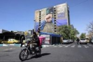 イラン外相のホルムズ海峡開放宣言、国営メディアが懸念　条件の明確化を要求