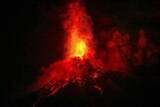 「グアテマラで火山噴火、約1700人避難　噴煙5000メートル超」の画像1