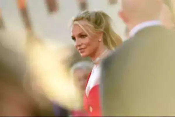 歌手ブリトニー・スピアーズさん、飲酒運転の容疑で逮捕　米カリフォルニア州