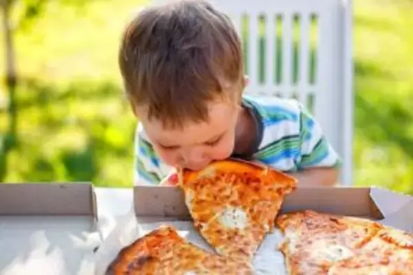 幼児向け食品の8割は超加工食品、約半数は栄養基準満たさず　米研究
