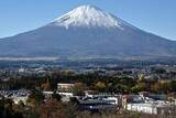 「富士山登山の男性、7歳の息子を途中で置き去りに　警察が厳重注意」の画像1