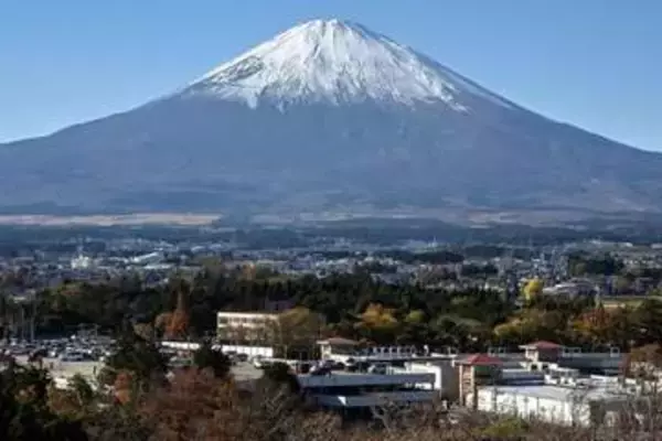 富士山登山の男性、7歳の息子を途中で置き去りに　警察が厳重注意