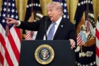 トランプ氏、「世論調査はフェイク」　イラン戦争支持32％との結果受け