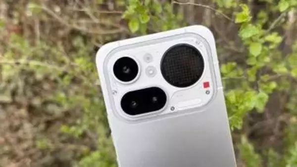 Nothing Phone (4a) Pro実機レビュー　数年ぶりに驚かされた、クールで手頃な一台