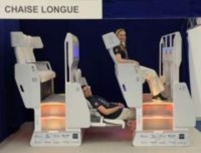 旅客機の2段式シート、新たに「究極の決定版」デザインを公開