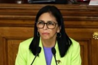 米国の命令は「もうたくさん」、ベネズエラ暫定大統領が発言