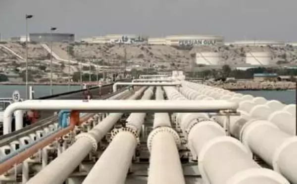 イランの石油パイプラインが「3日以内に爆発」とトランプ氏　専門家らは否定