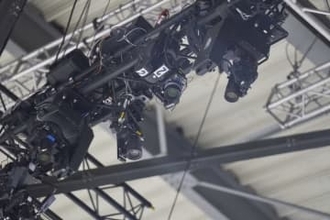 ロボットと「Xbox」のコントローラー　冬季五輪の写真の舞台裏を探る