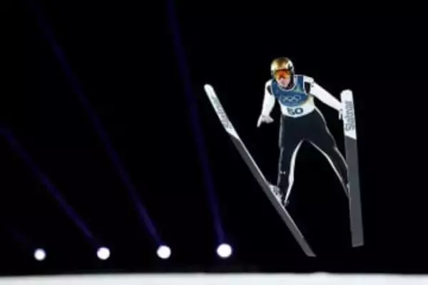 ジャンプ男子個人ラージヒル　ドメン・プレブツが金、二階堂蓮は銀