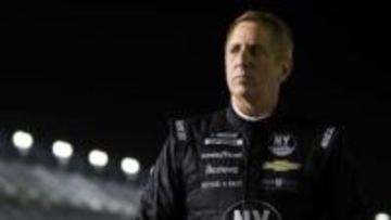 プライベートジェットが墜落、元NASCARドライバー他6人死亡　米ノースカロライナ州