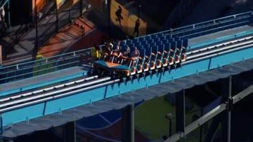 米遊園地チェーン、全国のジェットコースターの一部を一時閉鎖　ジョージア州での転落死亡事故受け