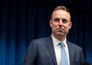 トランプ米政権が検察に圧力、ICEに射殺された被害者に罪着せる要求　検事が相次ぎ辞任