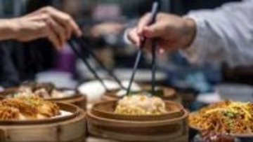 手作りか機械か、点心をめぐり中国・広州で食の論争