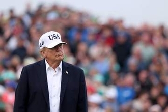 トランプ氏、AIへの警告を「でっち上げ」と一蹴　政権内に不安の声