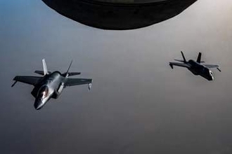 米軍、イランのドローン2機を撃墜　ホルムズ海峡の船舶を脅かす