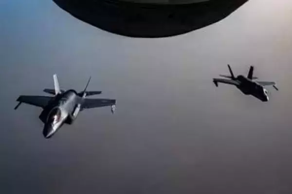 米軍、イランのドローン2機を撃墜　ホルムズ海峡の船舶を脅かす