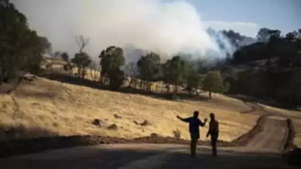 豪州を襲う過酷な熱波、49度前後になる町も　「とにかく猛烈に暑い」