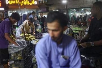イランに対する「経済的Dデー」を約束したトランプ氏、小出しの制裁措置にとどまる