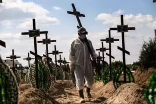 ブチャ虐殺に関与したロシア軍指揮官を特定、空挺師団の小隊長　ウクライナ検察