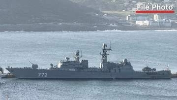 ロシア軍艦、英国沖で異例の実弾演習　バーナム新首相はウクライナ支援を表明