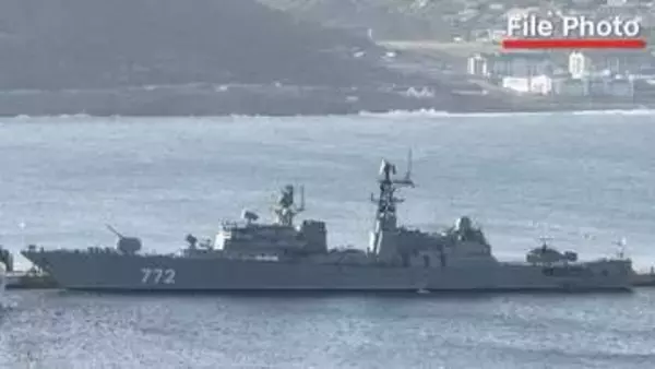 ロシア軍艦、英国沖で異例の実弾演習　バーナム新首相はウクライナ支援を表明